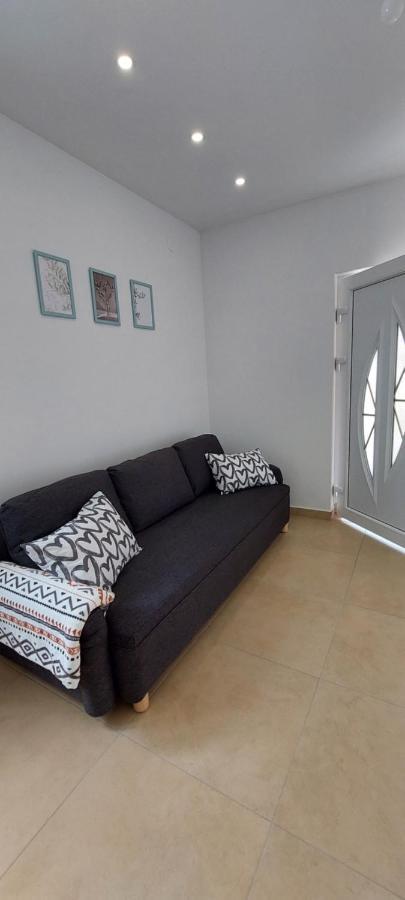 Apartmani Dejan Скрадин Екстериор снимка