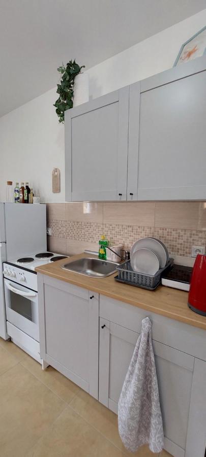 Apartmani Dejan Скрадин Екстериор снимка